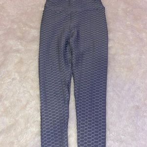 Lyte ripple-woven light gray leggings